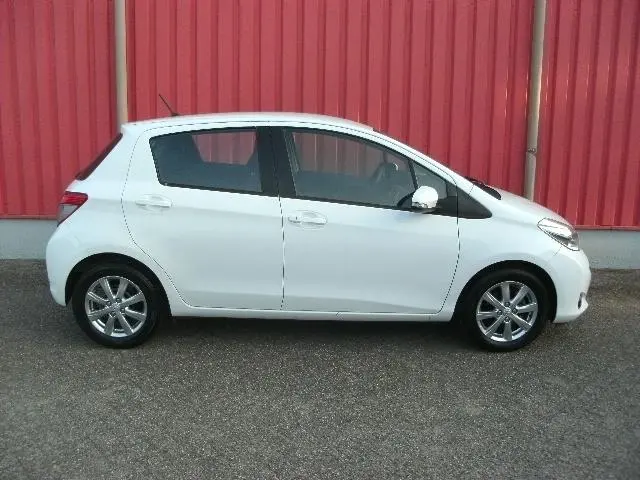 Toyota Yaris 1.3 VVT-i Aspiration / Airco 2013 Benzine 7