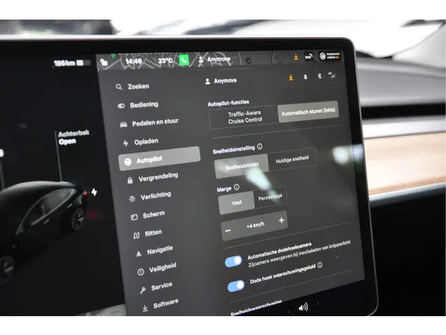 Tesla Model 3 RWD 2023 Elektrisch 17