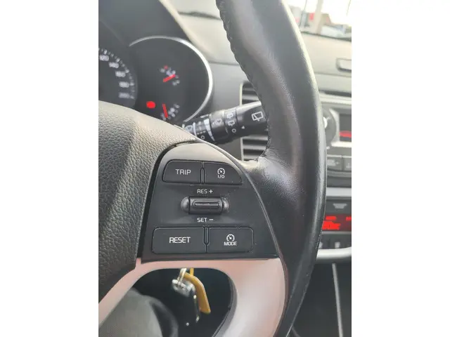 Kia Picanto 1.0 CVVT DynamicLine 2016 Benzine 23