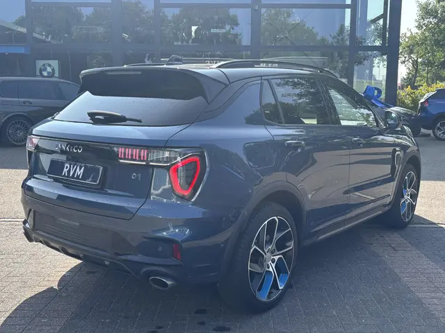 Lynk & Co 01 1.5 2022 Hybride Benzine 4