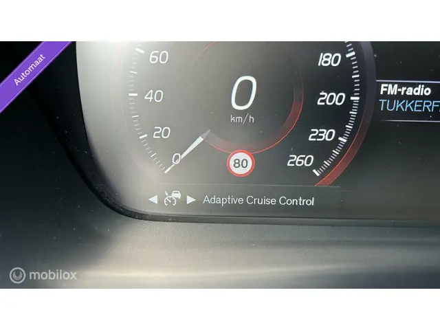Volvo XC40 Momentum Pro 2.0 T4 2020 Benzine 8
