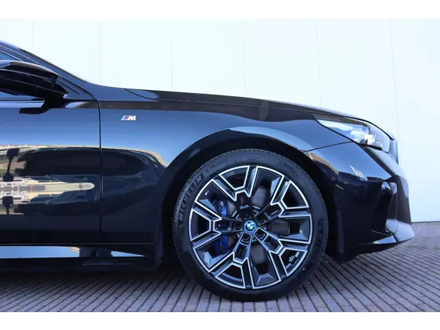 BMW i5 M60 xDrive 84 kWh 2024 Elektrisch