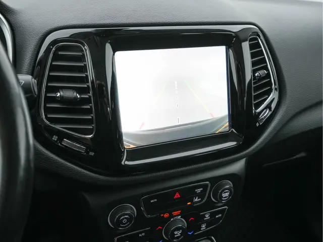 Jeep Compass 1.3T Night-Eagle 2021 Benzine 16