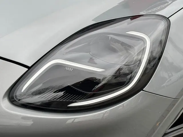 Ford Puma EcoBoost Hybrid ST-Line X 2021 Benzine 33