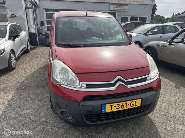 Citroën Berlingo combi 1.6 VTi Attraction 2012 Benzine 7