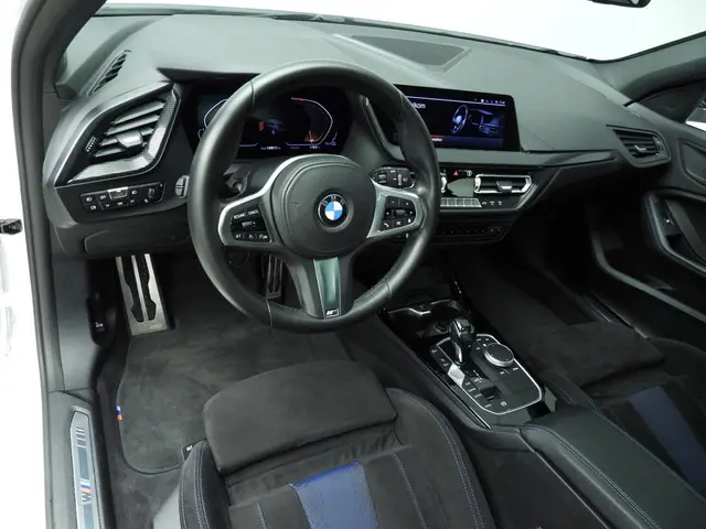 BMW 1 Serie 118i Automaat M Sport Plus 2020 Benzine 6