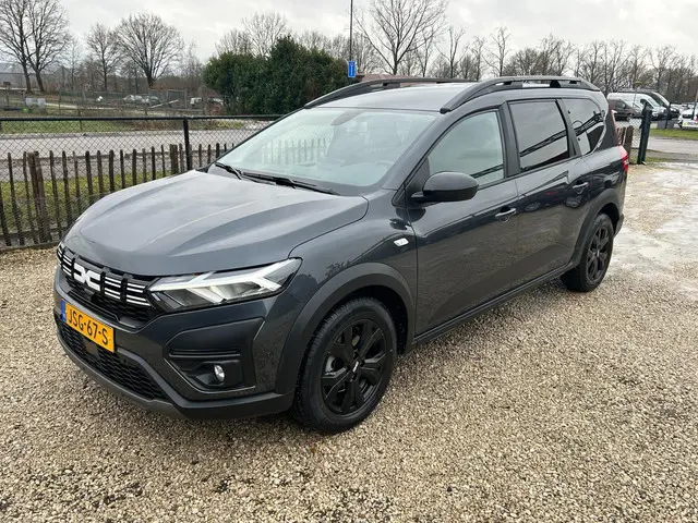 Dacia Jogger 1.0 TCe Extreme 7p.Navi, Camera 2023 Benzine 22