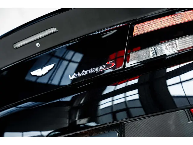 Aston Martin V12 Vantage S 2014 Benzine 6