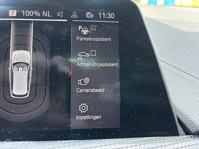 BMW 1 Serie 116i M Sport Shadow 2021 Benzine 24