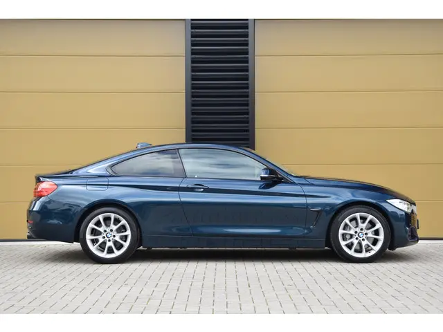 BMW 4 Serie Coupé 435i xDrive 2013 Benzine 7