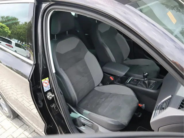 SEAT Ateca 1.5 TSI 150 PK Style Business 2020 Benzine 34