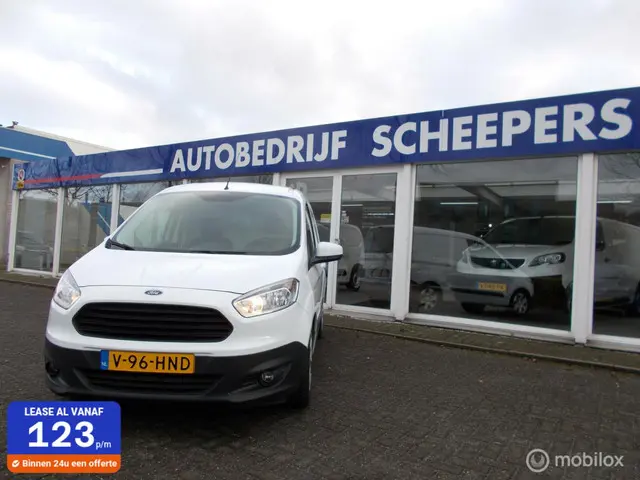 Ford Transit Courier