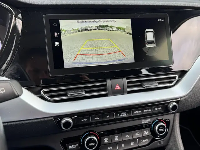 Kia Niro 1.6 GDI HYBRID DYNAMICLINE 2020 Hybride Benzine 25