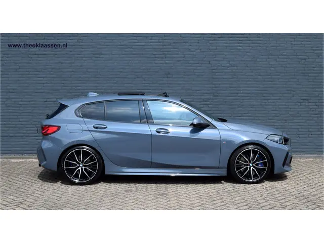 BMW 1 Serie 120i 2023 Benzine 10