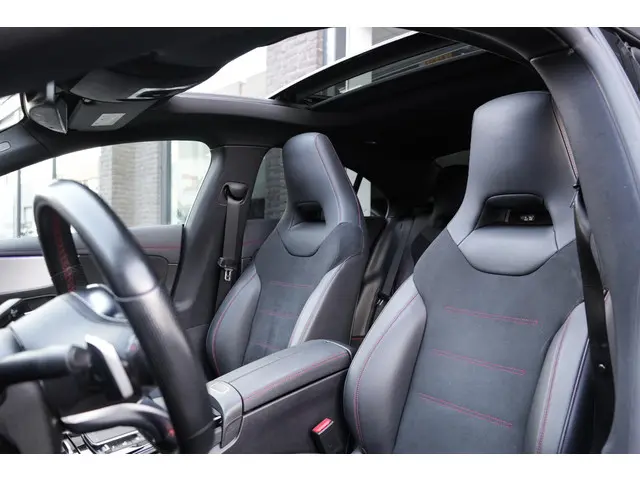 Mercedes-Benz CLA 3
