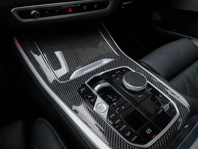 BMW X5 xDrive50e 2023 Hybride Benzine 19