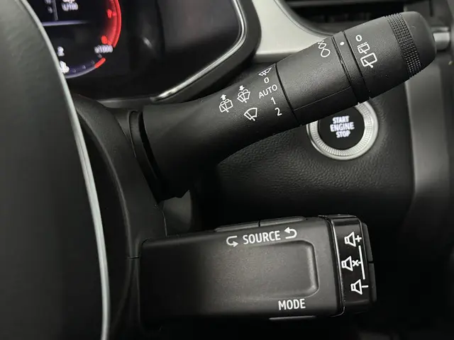 Renault Captur 1.0 TCe 90 techno 2024 Benzine 31