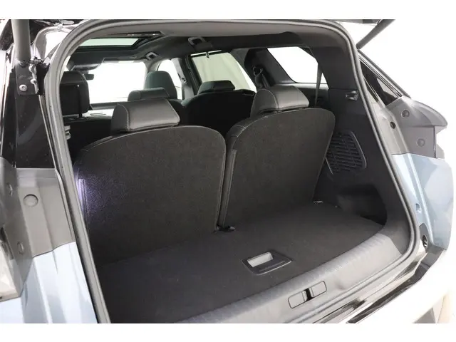 Peugeot e-5008 GT Avantage 73 kWh 2025 Elektrisch 15