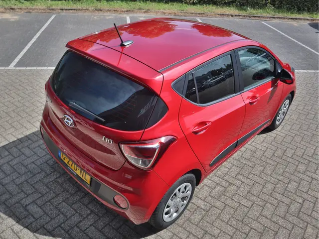 Hyundai i10 1.0i Comfort 2019 Benzine 4