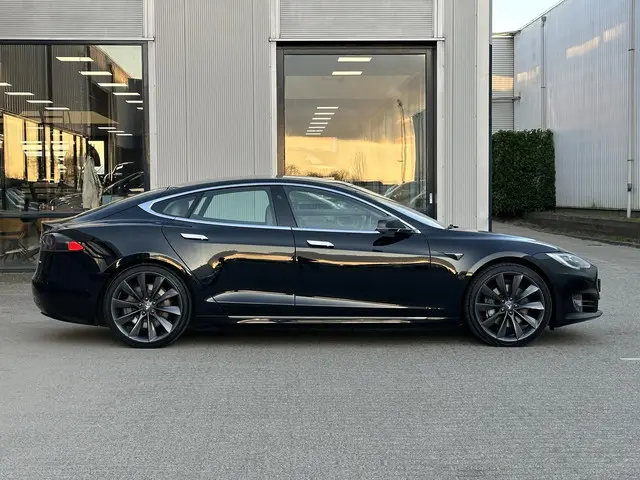 Tesla Model S 100D 2018 Elektrisch 3