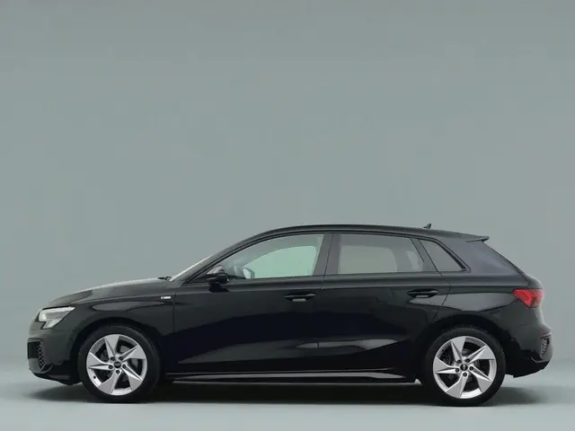 Audi A3 Sportback 35 TFSI S edition 2024 Benzine 6