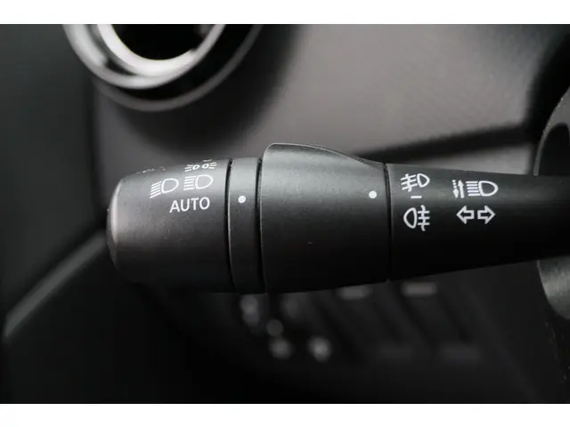 Renault Captur 1.2 TCe Dynamique Automaat 2013 Benzine 30