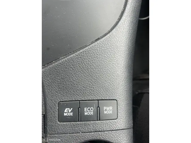 Toyota Auris 1.8 Hybrid Aspiration 2016 Hybride Benzine 9