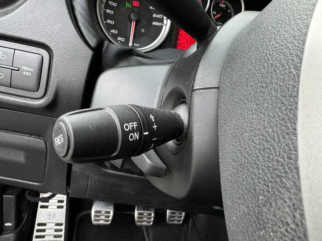Alfa Romeo MiTo 1.3 JTDm ECO Distinctive 2013 Diesel 12