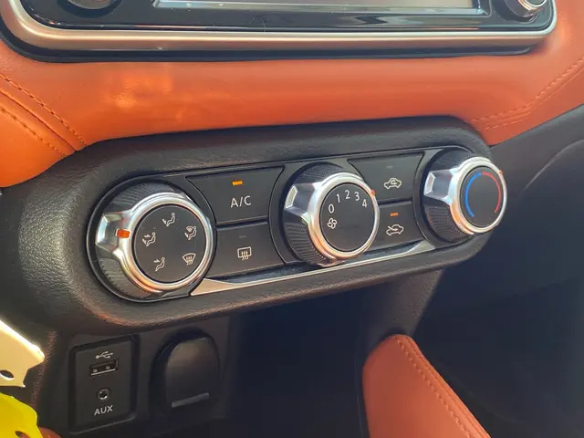 Nissan Micra 1.0L Acenta 2018 Benzine 13