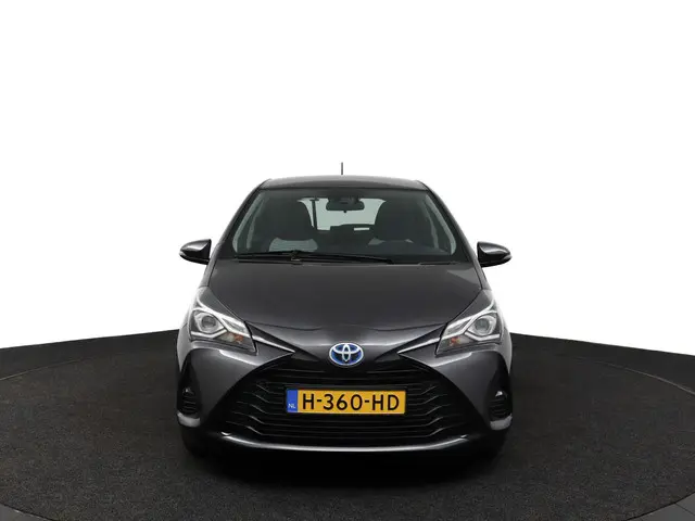 Toyota Yaris 1.5 Hybrid Active 2020 Hybride Benzine 16