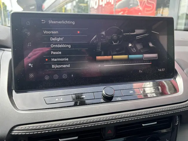 Nissan QASHQAI MHEV 140 MT N-Connecta 2025 Benzine 18