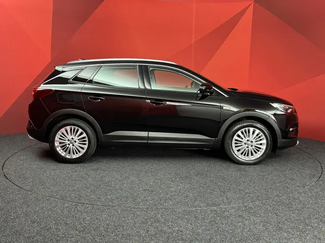 Opel Grandland X 1.2 Turbo Innovation 2019 Benzine 15