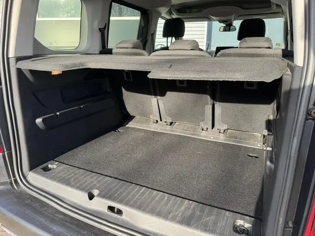 Citroën Berlingo 1.2 PureTech Shine 2020 Benzine 29