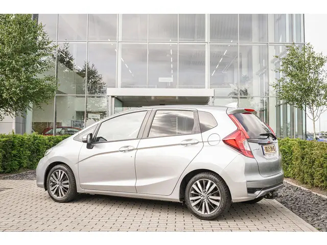 Honda Jazz 1.3i VTEC ELEGANCE 2018 Benzine 23