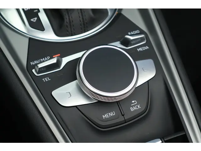 Audi TT Roadster 1.8 TFSI Pro Line + 2018 Benzine 34