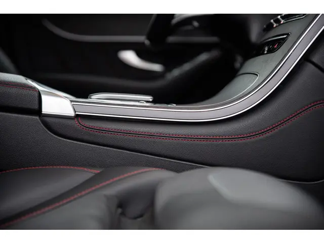 Mercedes-Benz GLC AMG 43 4MATIC Premium 2019 Benzine 49