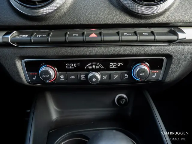 Audi A3 Sportback 35 TFSI S-Line 2019 Benzine 22