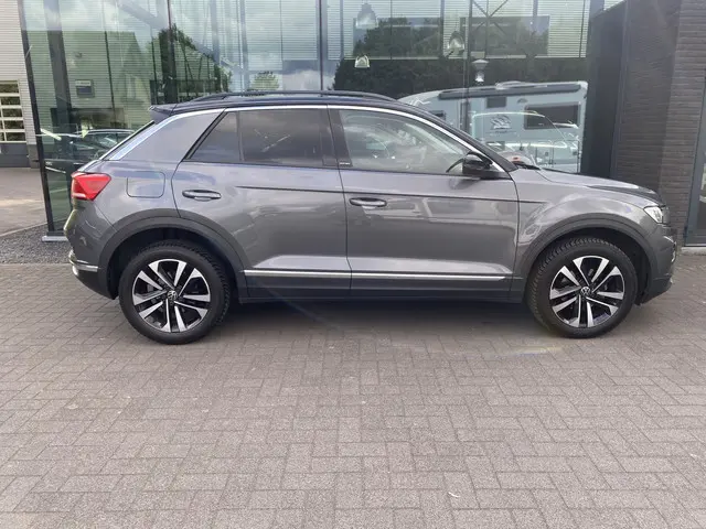 Volkswagen T-Roc 1.5 TSI Sport 2020 Benzine 11