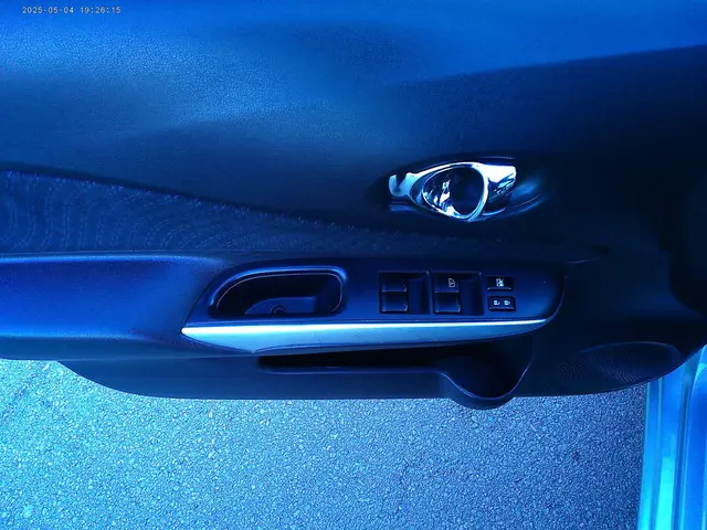 Nissan Note 1.2 DIG-S Tekna ( NAVI +Airco ) 2015 Benzine 24