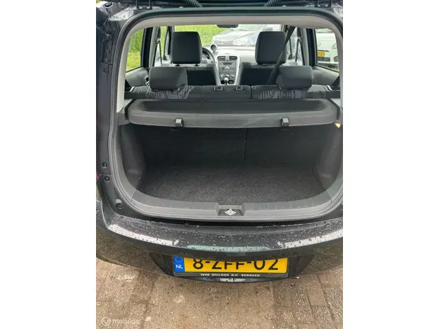 Opel Agila 1.0 |WeinigKm| 2014 Benzine 15