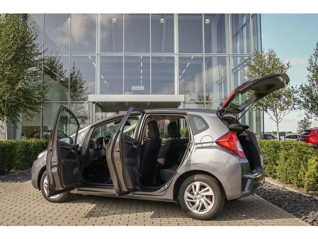 Honda Jazz 1.3i VTEC COMFORT 2018 Benzine 35