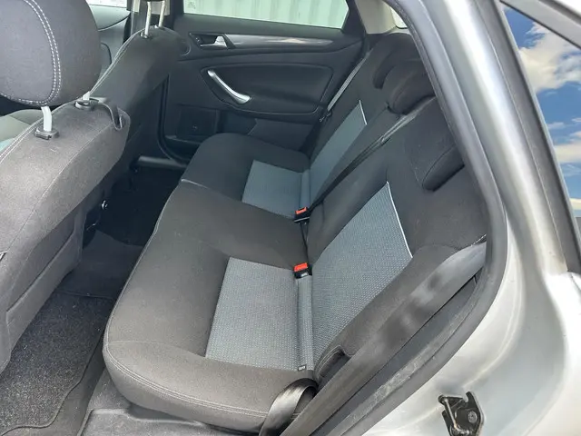 Ford Mondeo 1.6 EcoBoost Trend 2012 Benzine 13