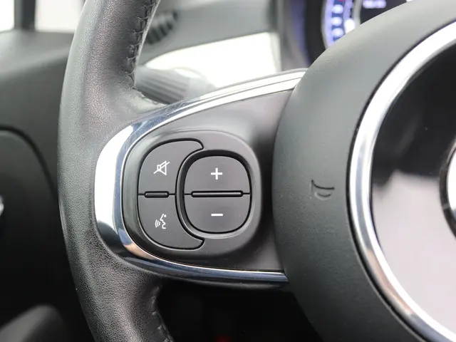Fiat 500C 0.9 TwinAir Turbo 120TH Edition 2020 Benzine 28