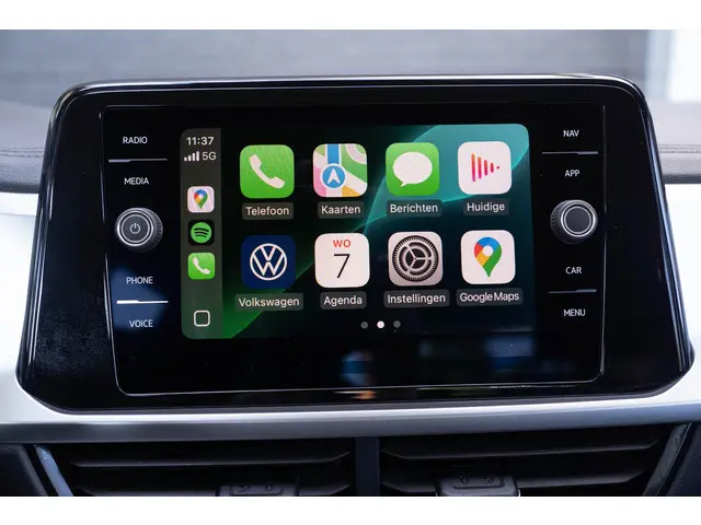 Volkswagen T-Roc 1.0 TSI Life 2023 Benzine 41