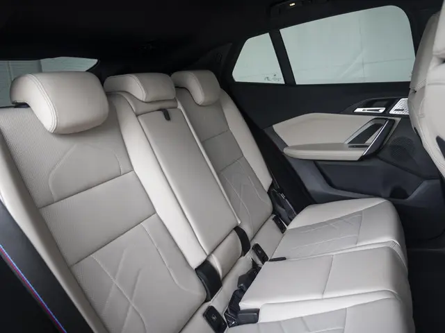 BMW iX2 eDrive20 2024 Elektrisch 10