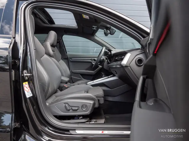 Audi A3 Limousine 35 TFSI S-Line 2022 Benzine 16