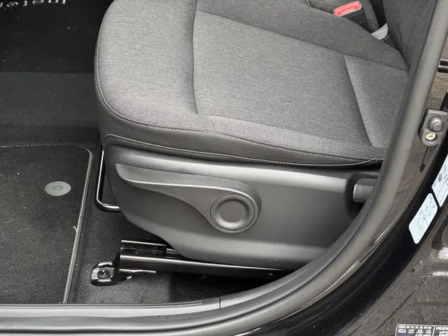 Hyundai Inster E-Motion 49 kWh 2025 Elektrisch 21