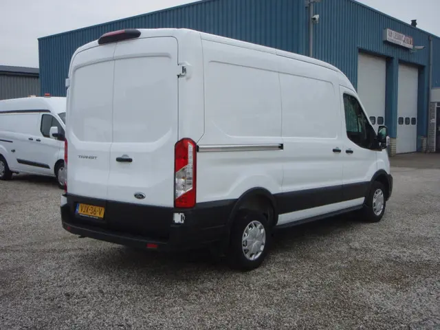 Ford Transit 290 105 pk L2H2 Trend bj 2021 2021 Diesel 7