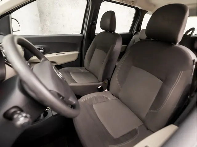 Dacia Lodgy 1.2 TCe Lauréate Sport 2013 Benzine 13