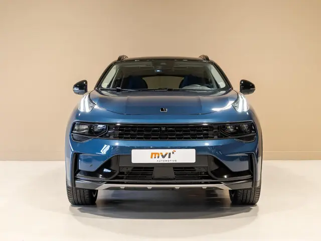 Lynk & Co 01 1.5 / 261pk / Blackstyle 2022 Hybride Benzine 9